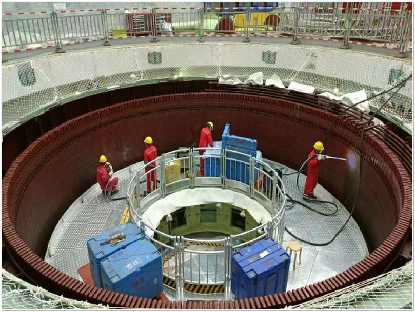 干冰清洗現(xiàn)場照